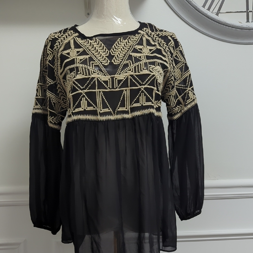 Reg $168 Sundance Silk Embroidery Boho Puff Sleeve Graphic Blouse Size S
